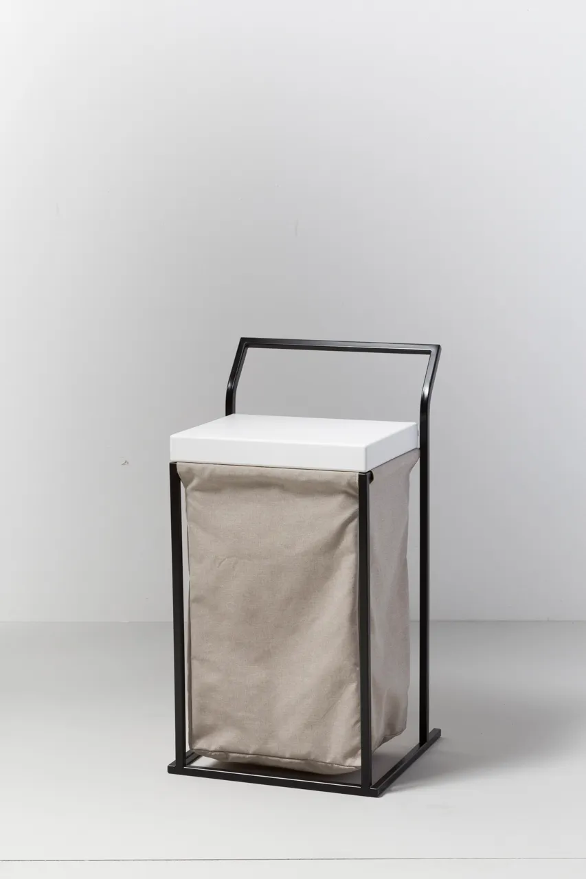 Geelli Quadra portabiancheria sfoderabile con seduta 60 cm