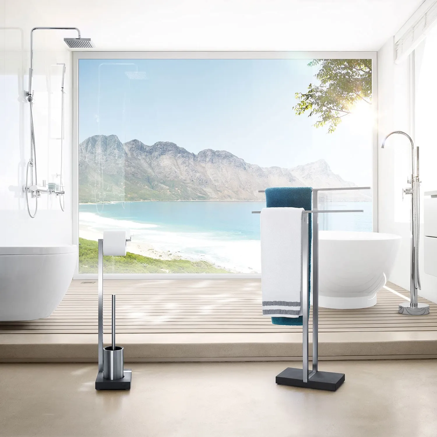 Blomus Menoto 68820 portarotolo con scopino autoportante