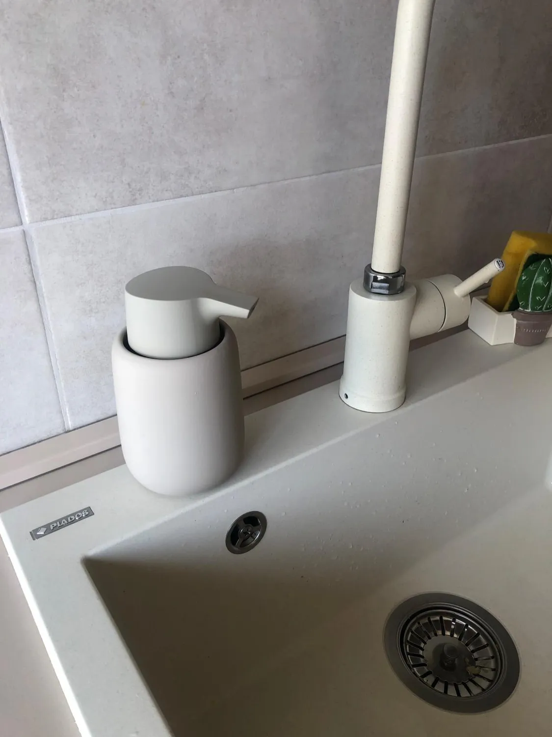 Blomus Dispenser sapone ceramica Raggio di luna 0,25 L