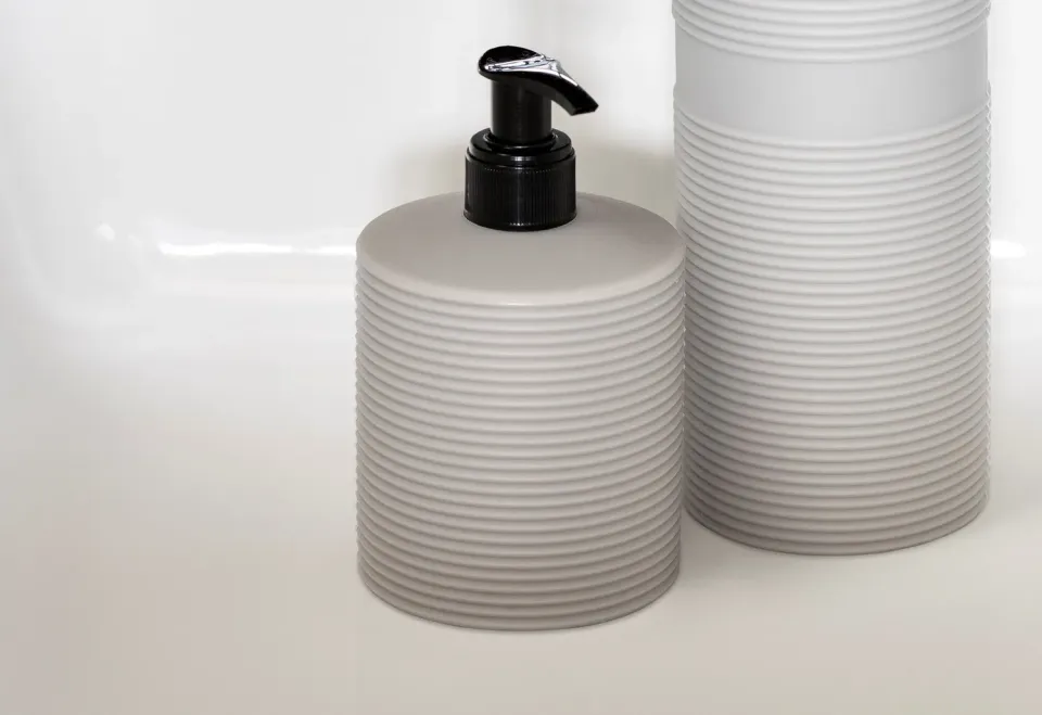 Geelli Stripes M flacone 250 ml con spray
