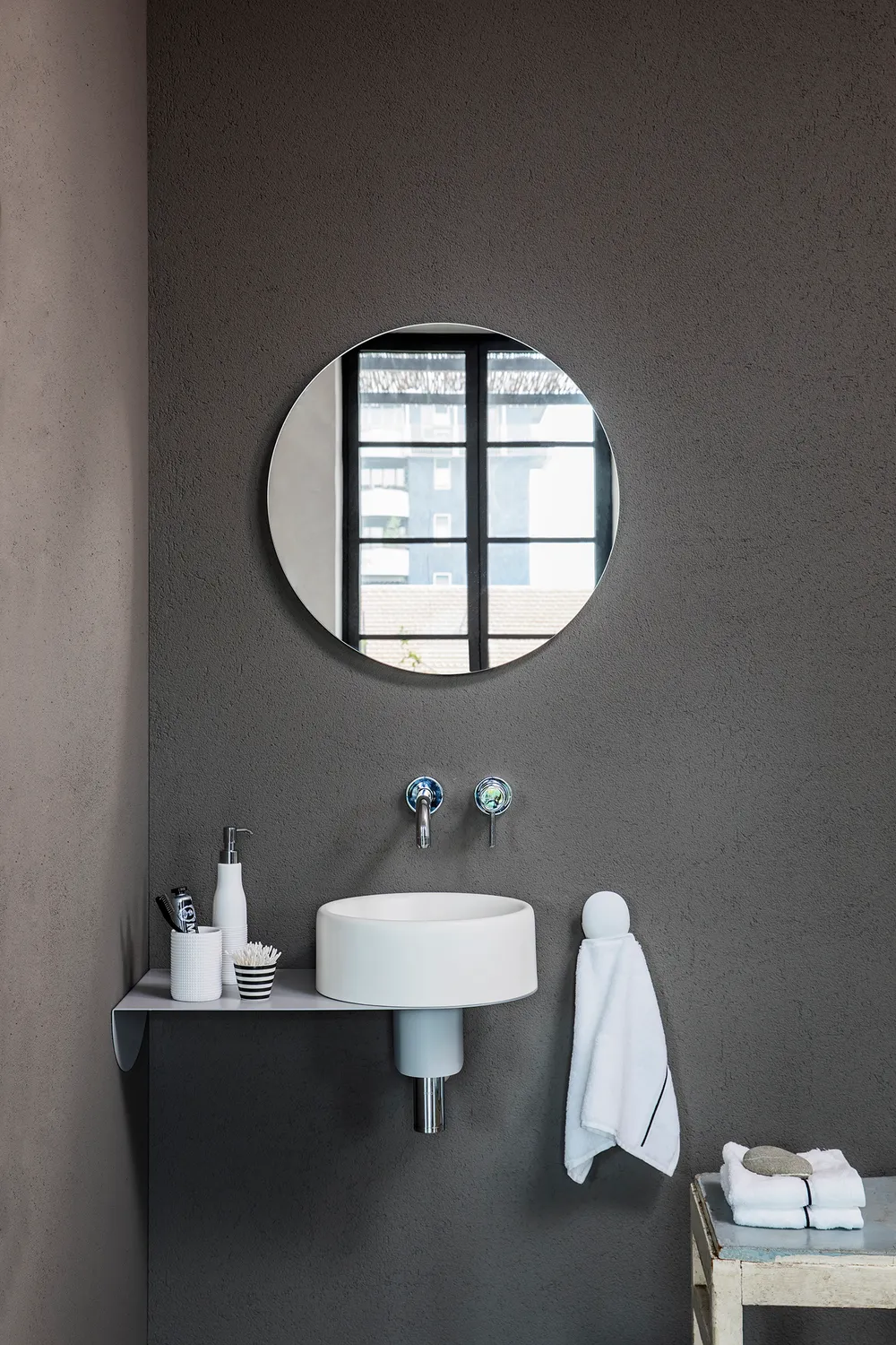 Geelli Rivedo specchio tondo ovale con led