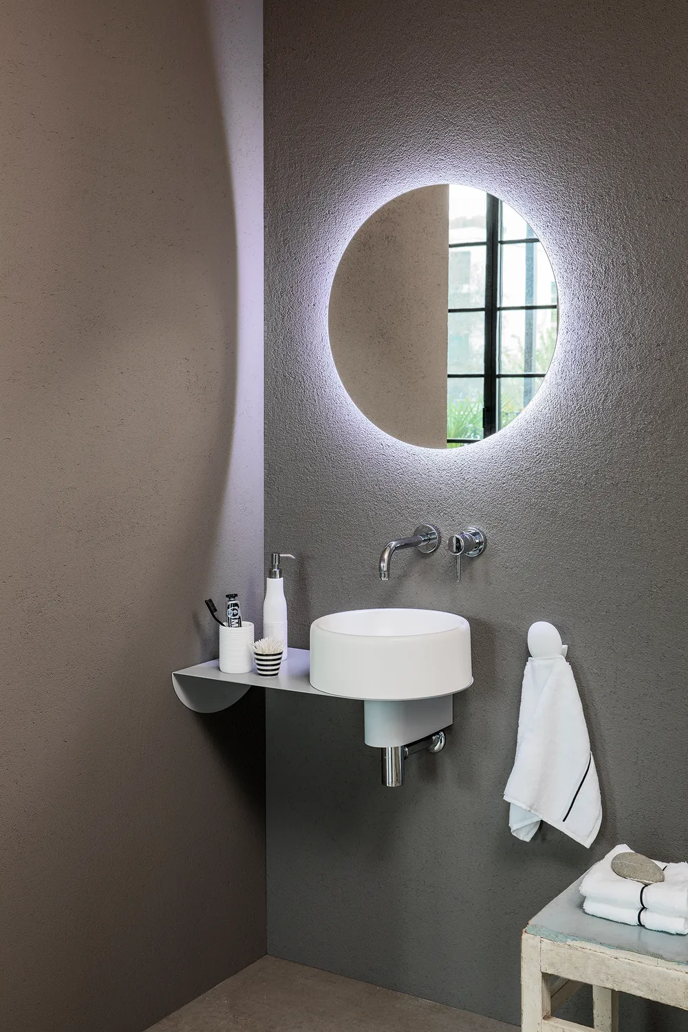 Geelli Rivedo specchio tondo ovale con led