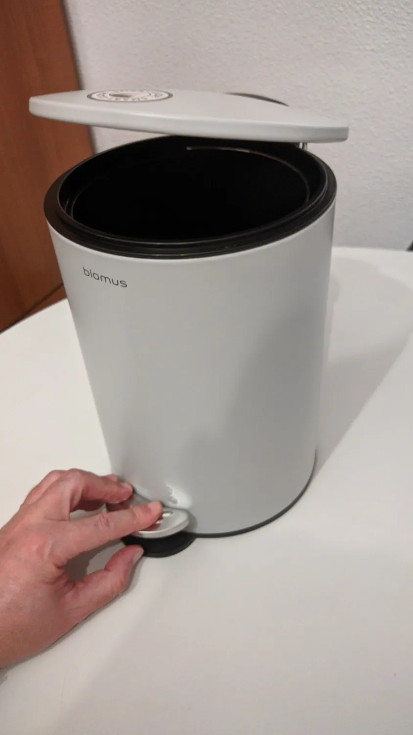 Blomus Tubo Pattumiera Pedale Grigio 3 L Smart Close