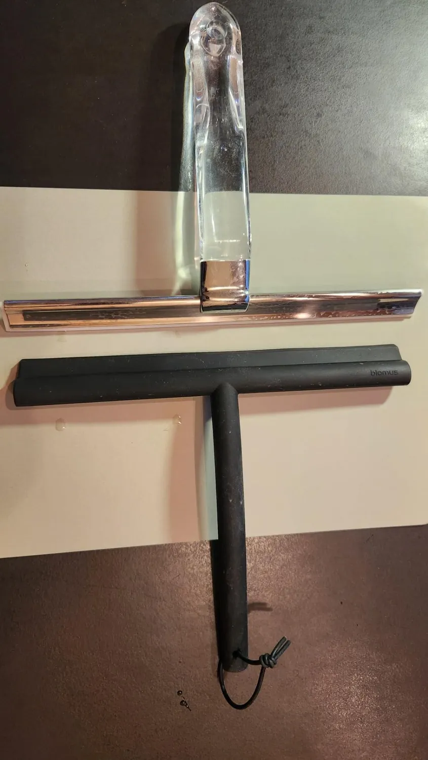 Blomus Vipo tergivetro doccia nero 24 cm con supporto
