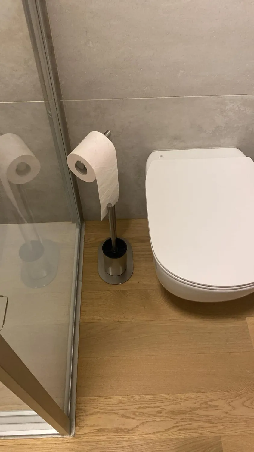BVL piantana portarotolo e scopino bianco acciaio